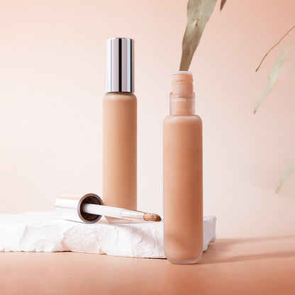 Face brightening and acne scar concealing liquid